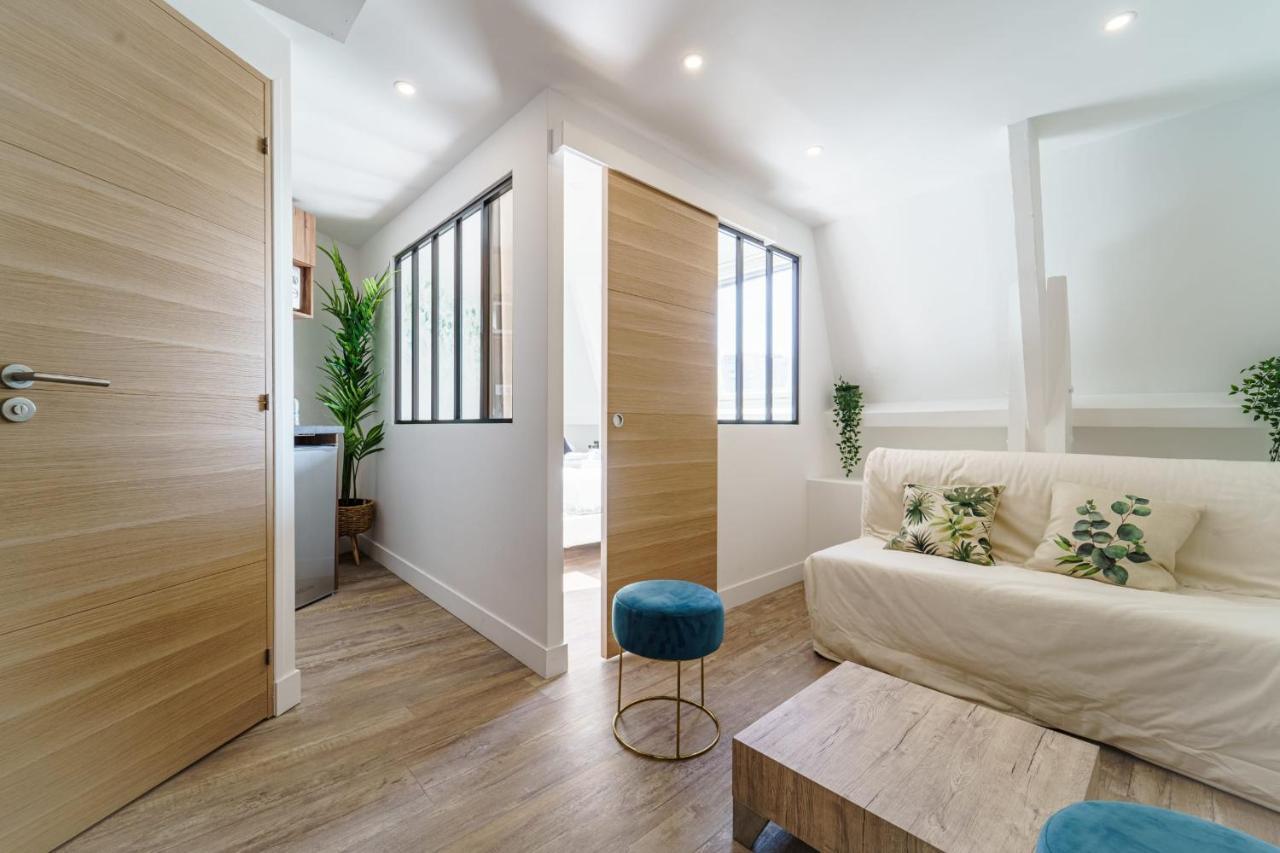 Parisian Flat With Eiffel Tower View Apartment ภายนอก รูปภาพ